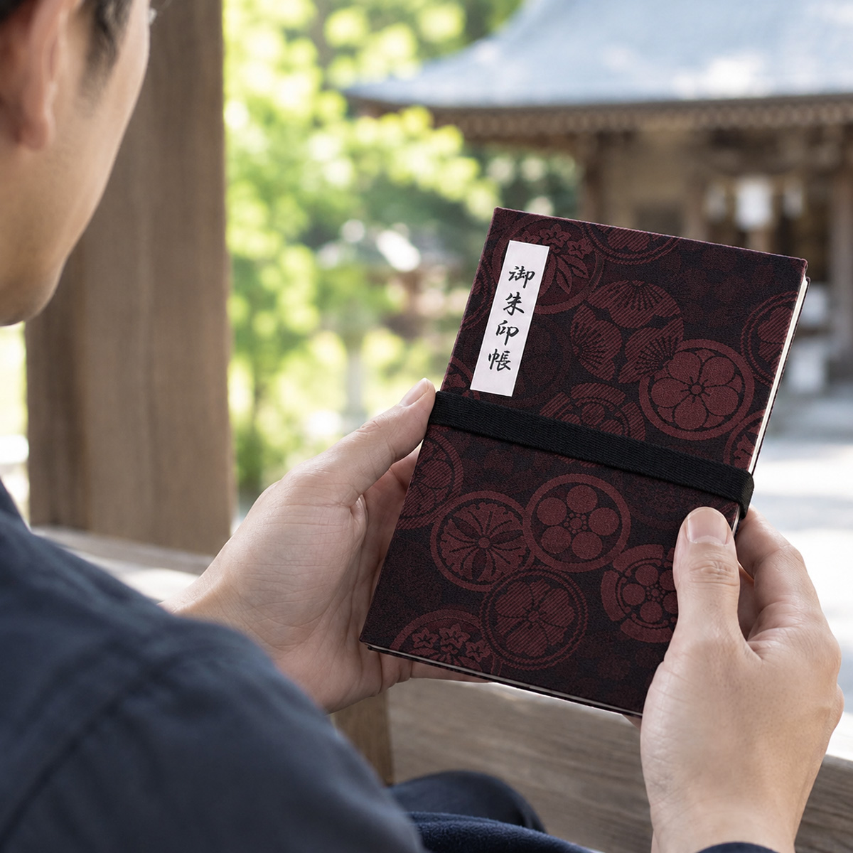 寺社巡りや旅の記録に使える御朱印帳