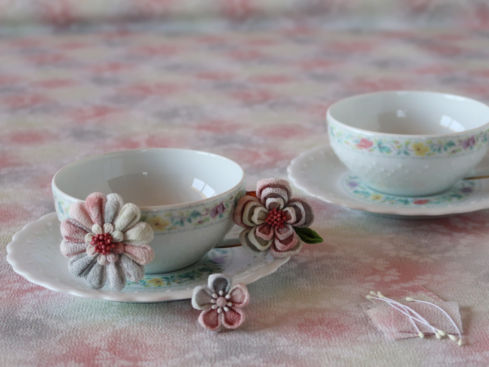 つゆつき・一越ちりめん オルレアレースぼかし(花ぐもり)画像のお花制作：すべてつゆつき先生