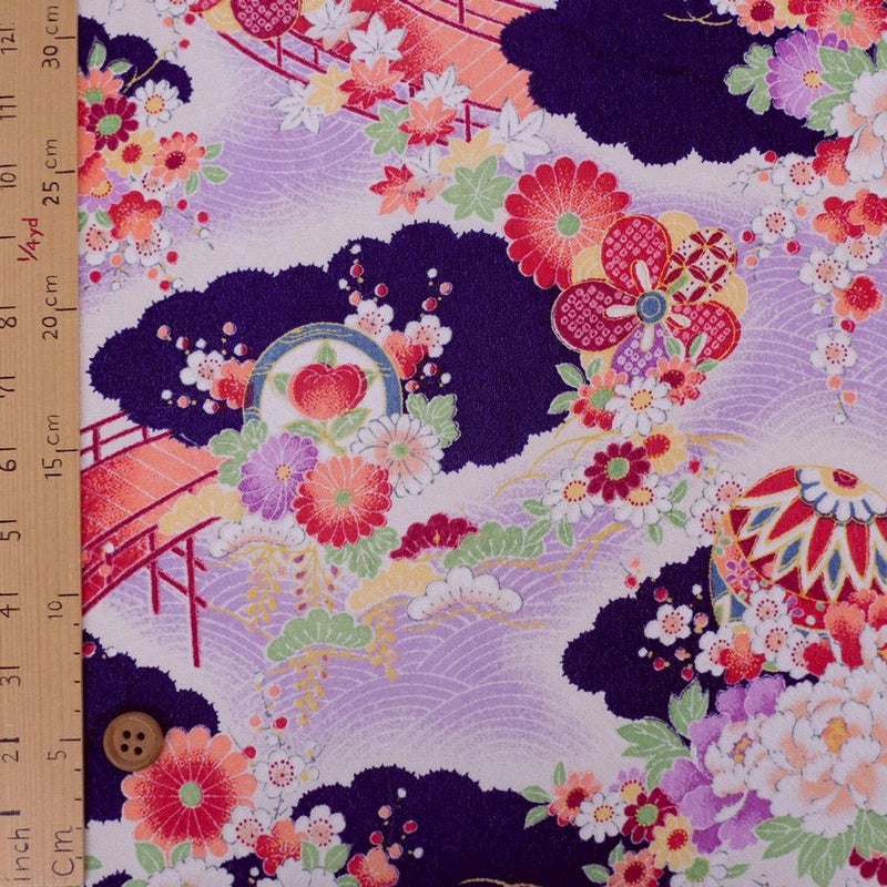 一越ちりめん・波文様に花（紫）
