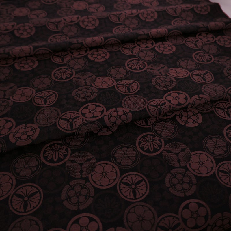 ジャカード家紋尽くし（赤茶）