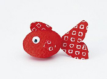 ちりめんつるし飾りパーツ（完成品）・金魚 |生地 和柄/和布/ちりめん