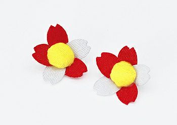 ちりめんつるし飾りパーツ（完成品）・椿（大） |生地 和柄/和布