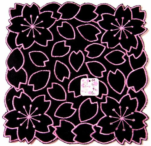 竹のハンドタオル・桜（黒） |生地 和柄/和布/ちりめん手芸通販布がたり