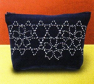 刺し子キット・ポーチ（桜・紺）