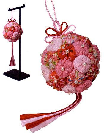 ちりめん手芸キット・福あつめ・花手まり（黒） |生地 和柄/和布