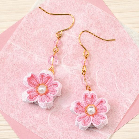 つまみ細工キット・彩花ピアス（チェリーピンク） |生地 和柄/和布