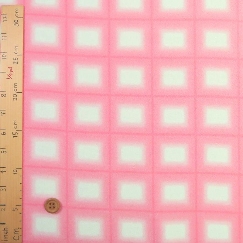 一越ちりめん生地 格子ぼかし(ローズピンク)