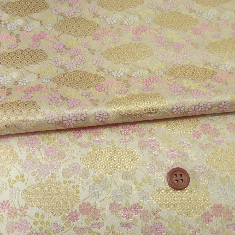 金襴生地(金らん) 亀甲雲に花尽くし(クリーム色) 10cm単位 切り売り