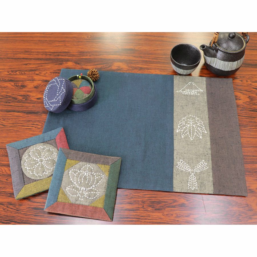 刺し子紬「家紋柄コレクション1」約108×61cm (洗うと消えるプリント