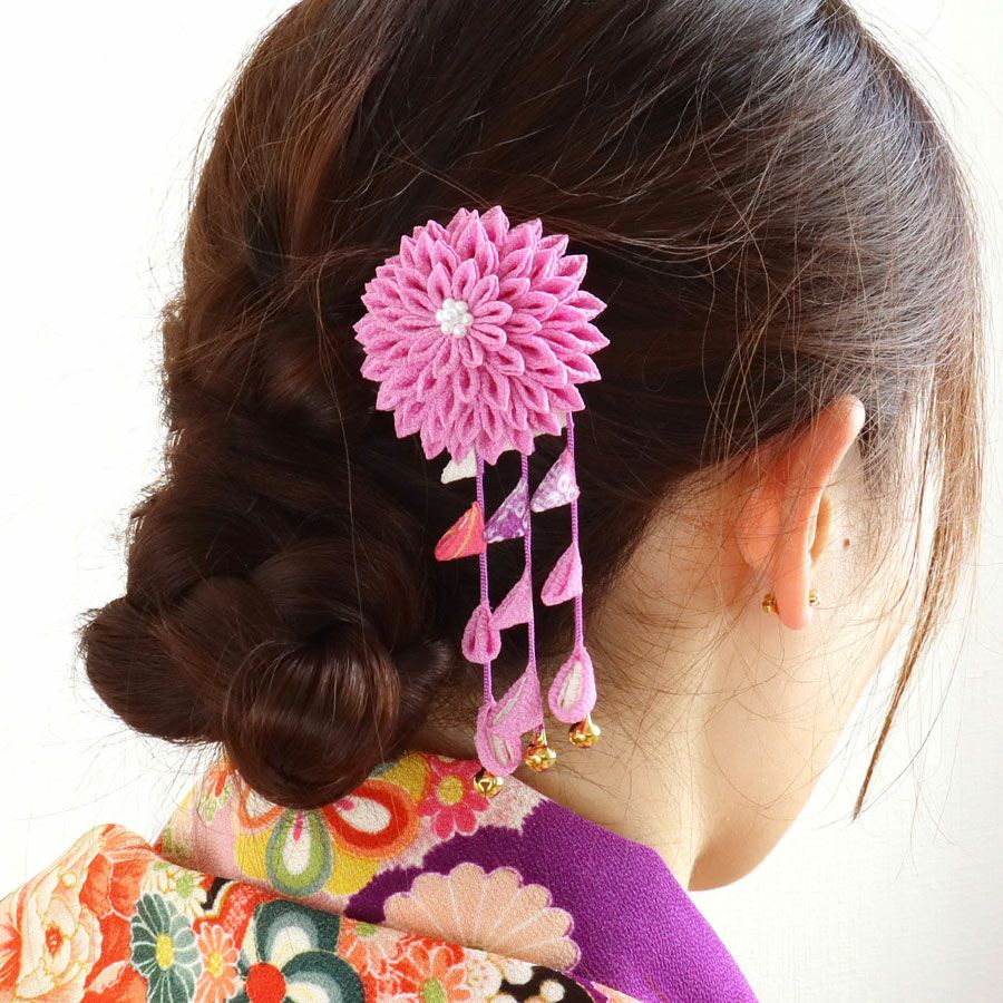 つまみ細工キット 花しごと28/大輪菊のコーム(丸つまみ、剣つまみ、二
