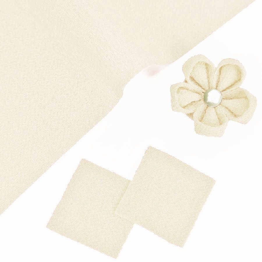 つまみ細工用カット済み生地・一越ちりめん(象牙色) 3cm角 20枚/100枚