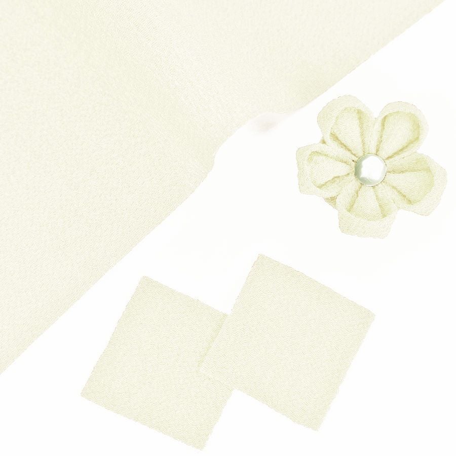 つまみ細工用カット済み生地・一越ちりめん(乳白色) 3cm角 20枚/100枚
