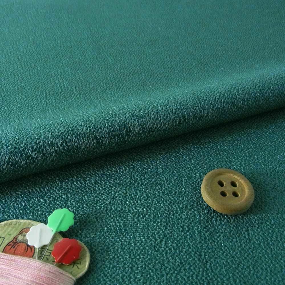 つまみ細工用カット済み生地・一越ちりめん(青碧/せいへき) 3cm角 20枚