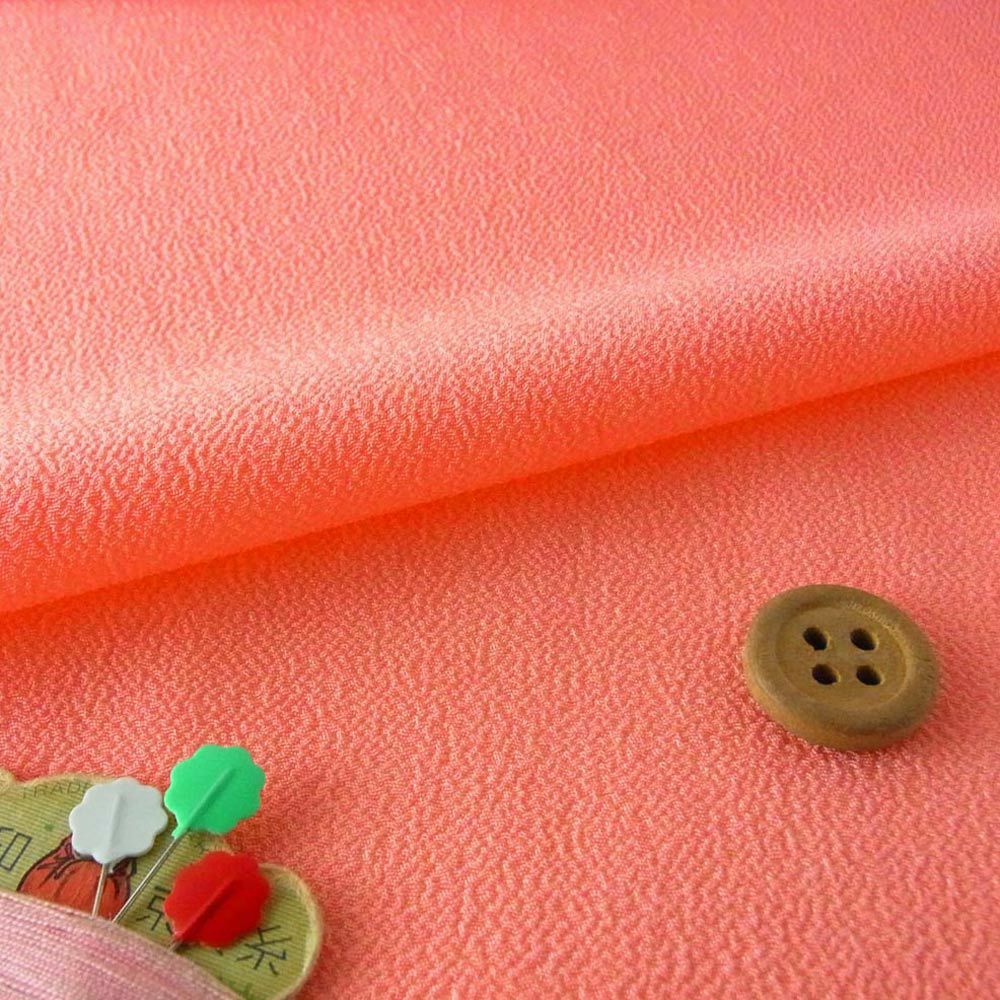 つまみ細工用カット済み生地・一越ちりめん(サーモンピンク) 3cm角 20