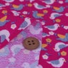 ちりめん生地 鳥と小花(マゼンタピンク) 10cm単位 切り売り レーヨンチリメン手芸用 縮緬布地 小鳥柄 和モダンで可愛い生地