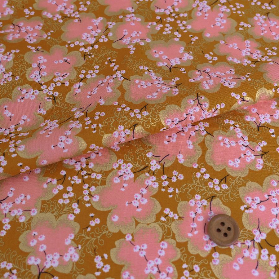 和柄コットン生地 金彩桜景色(おうど色) 10cm単位 切り売り |生地 和柄