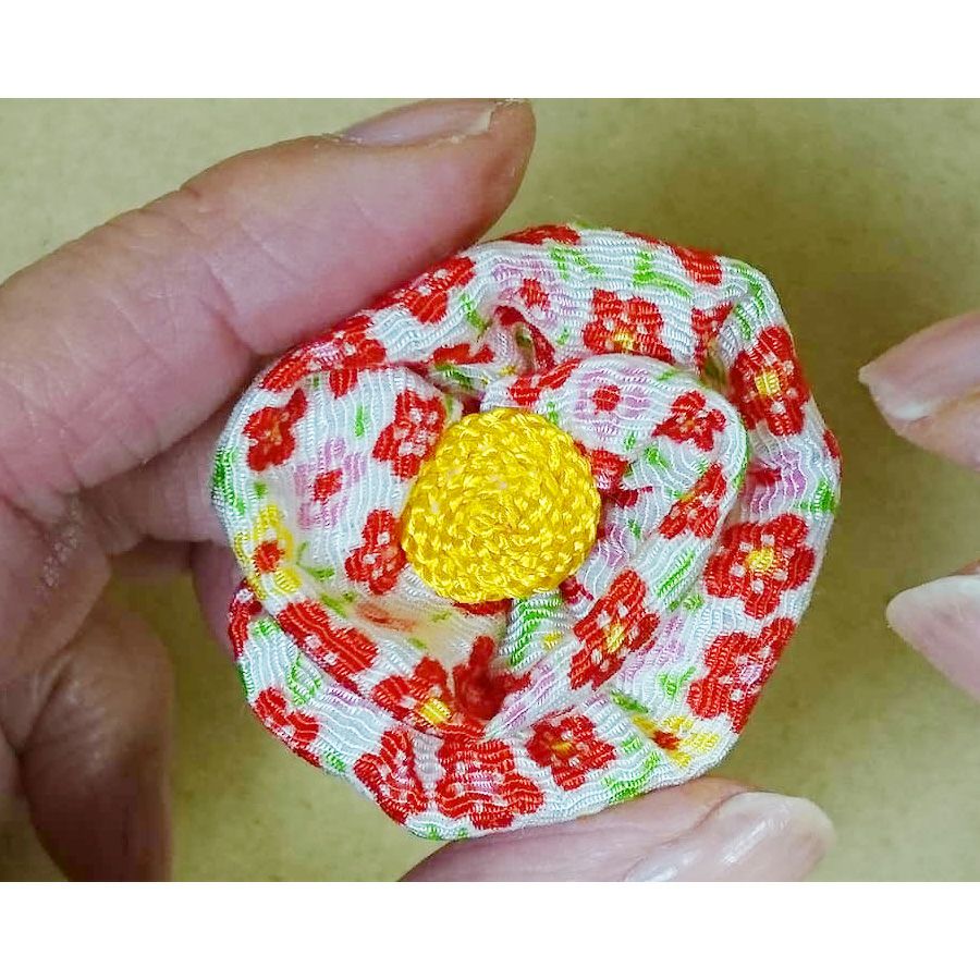つるし飾り制作キット・花折々の七連つるし飾り ちりめん細工下げもん