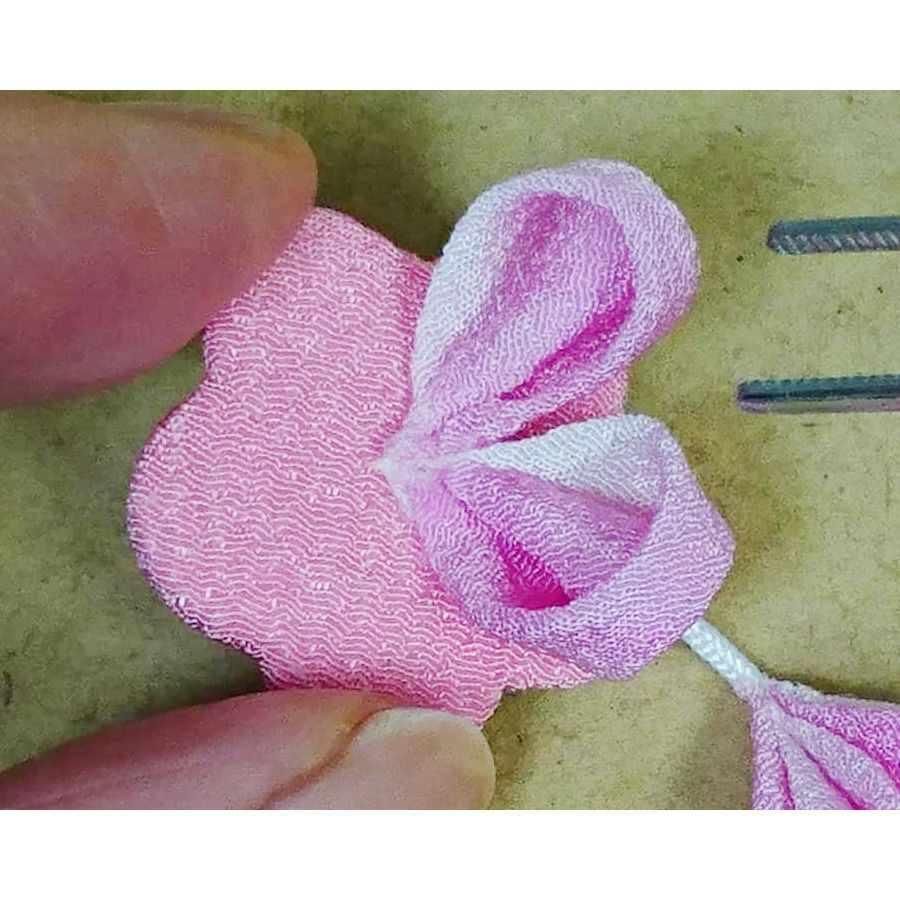 吊るし飾り 毬 花 三角 吊るし飾り つるし飾り 壁飾り インテリア ドア 飾り 一本吊りロング