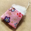 ちりめん手芸キット 仔猫のチャーム・2個セット 和風雑貨好きにちりめんで作る子猫の飾り ハンドメイドキット