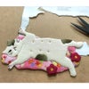 手芸キット 愛しの猫たち 押絵の壁掛け・首輪ピンク猫 いとしのねこモチーフミニタペストリー手作りキット 初心者向き