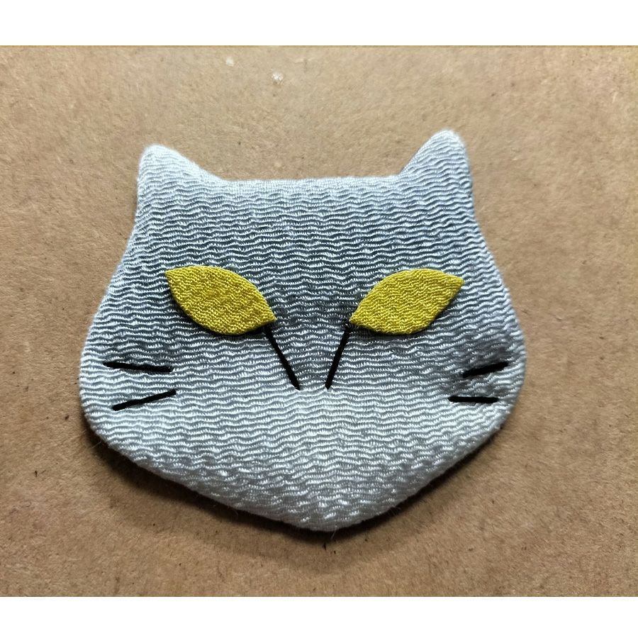 手芸キット 愛しの猫たち 押絵の壁掛け・花一輪モフ猫 |生地 和柄/和布