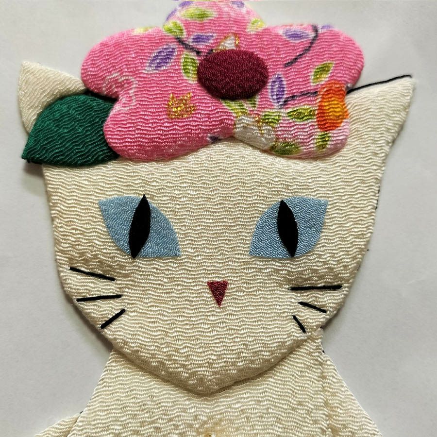 手芸キット 愛しの猫たち 押絵の壁掛け・おすまし白猫 |生地 和柄/和布