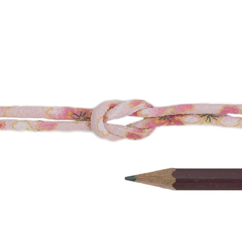 ちりめん丸ひも・柄・2ミリ(実寸約3ミリ) おぼろ桜・ピンク 10cm単位 切り売り 和風紐細め クラフト用 布製ひも 和柄コード桜柄 アイボリー