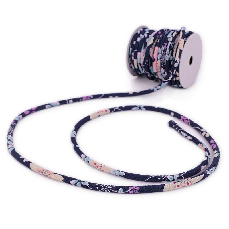 ちりめん丸ひも・柄・4ミリ(実寸約4-6ミリ) 桜祭・紺 10cm単位 切り売り 和装髪飾りひも 和柄コード 和の紐 チリメン生地のヒモ 桜柄紺色