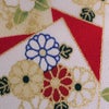金箔一越ちりめん 色紙に花と紅葉(赤) 10cm単位 切り売り