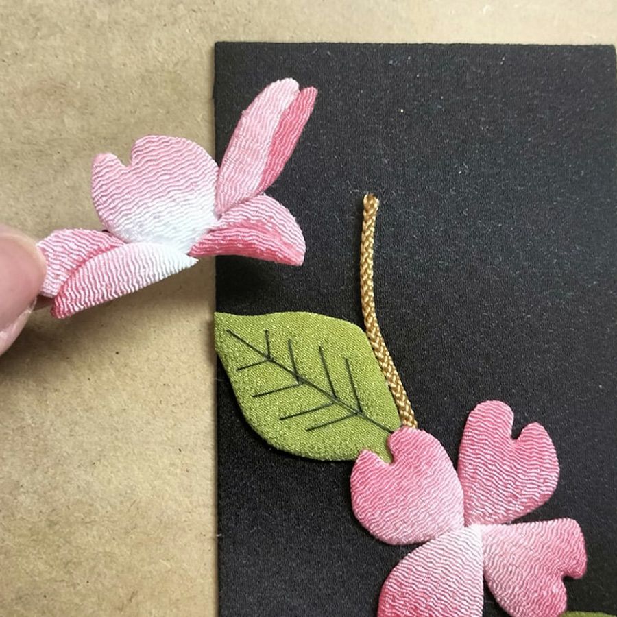 ちりめん手芸キット もてなしの花 4月 ハナミズキ(花水木)｜季節の和風