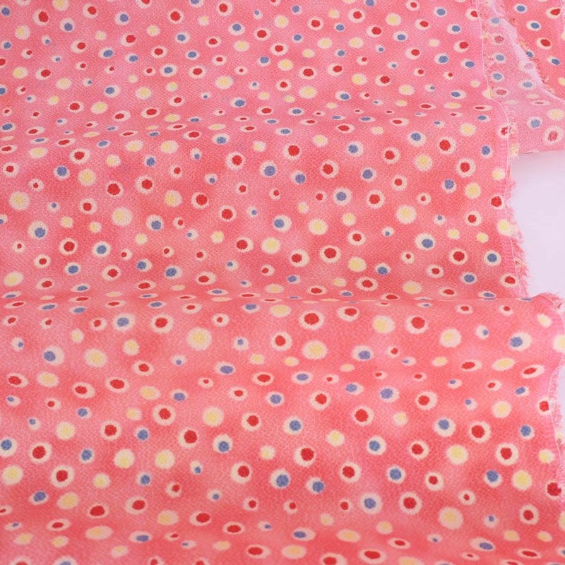 ちりめんカットクロス・ドットのイルミネーション(ピンク) 23×33cm