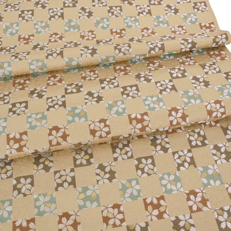 金襴生地(金らん) 市松にのぞく桜(ベージュ) 10cm単位 切り売り |生地