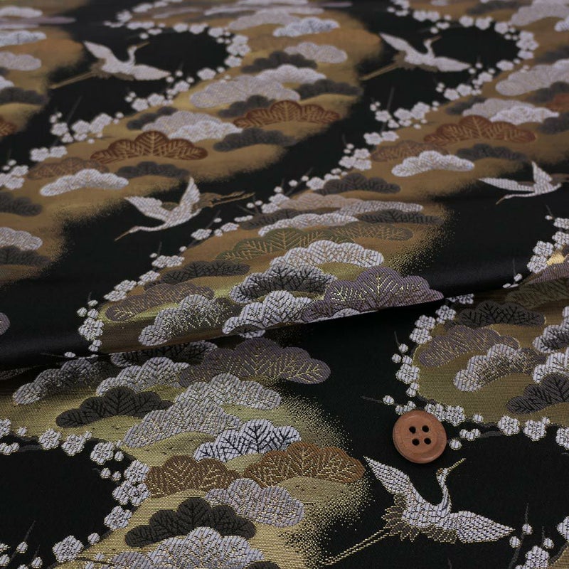 金襴生地(金らん) 松霞に鶴と梅(黒) 10cm単位 切り売り