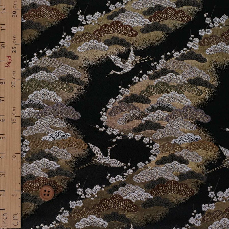 金襴生地(金らん) 松霞に鶴と梅(黒) 10cm単位 切り売り