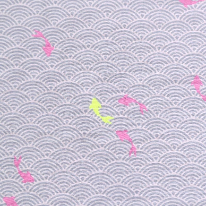 和柄コットン生地 青海波に金魚(グレー) 10cm単位 切り売り