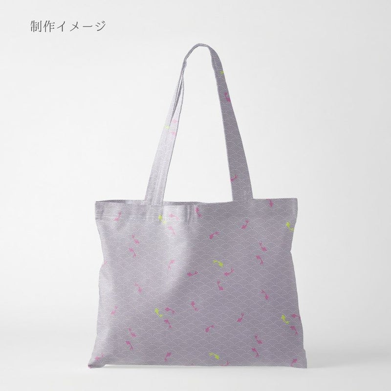 和柄コットン生地 青海波に金魚(グレー) 10cm単位 切り売り