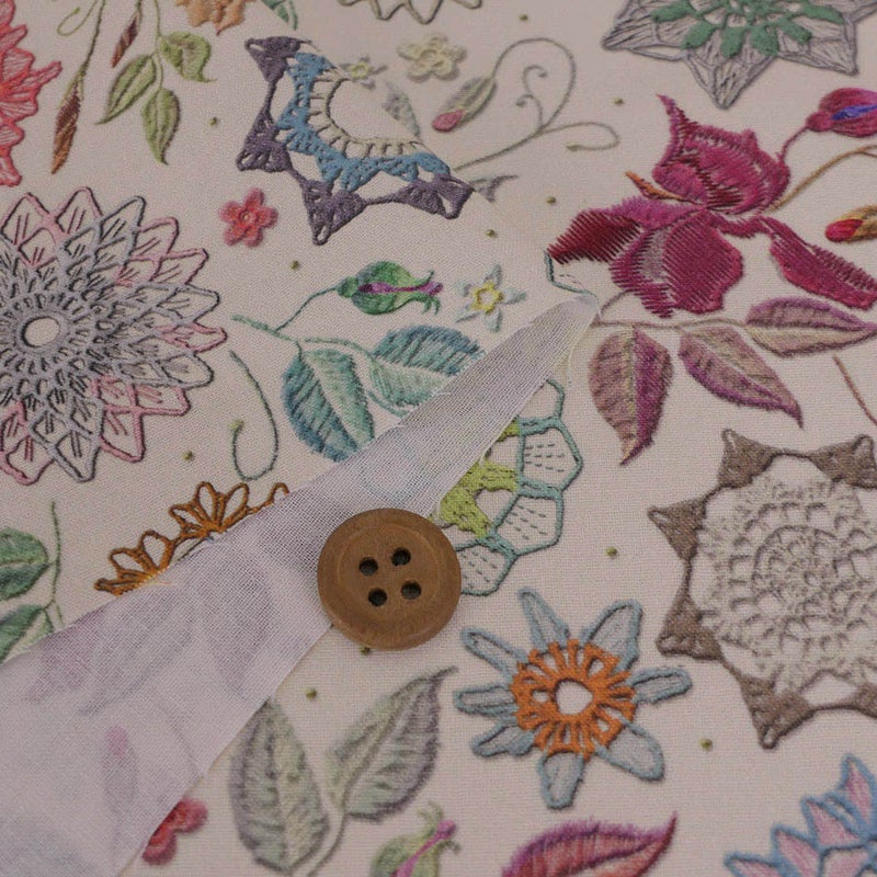 コットン生地 刺しゅう風プリント レースフラワー(ナチュラル) 10cm単位 切り売り