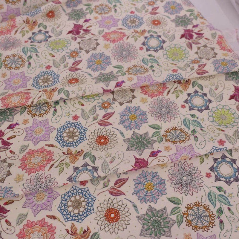 コットン生地 刺しゅう風プリント レースフラワー(ナチュラル) 10cm単位 切り売り