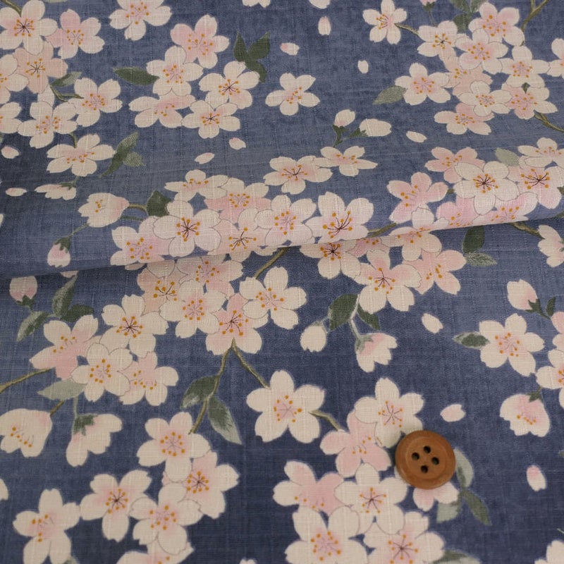 和柄コットン生地 春霞の桜(薄紺青) 10cm単位 切り売り