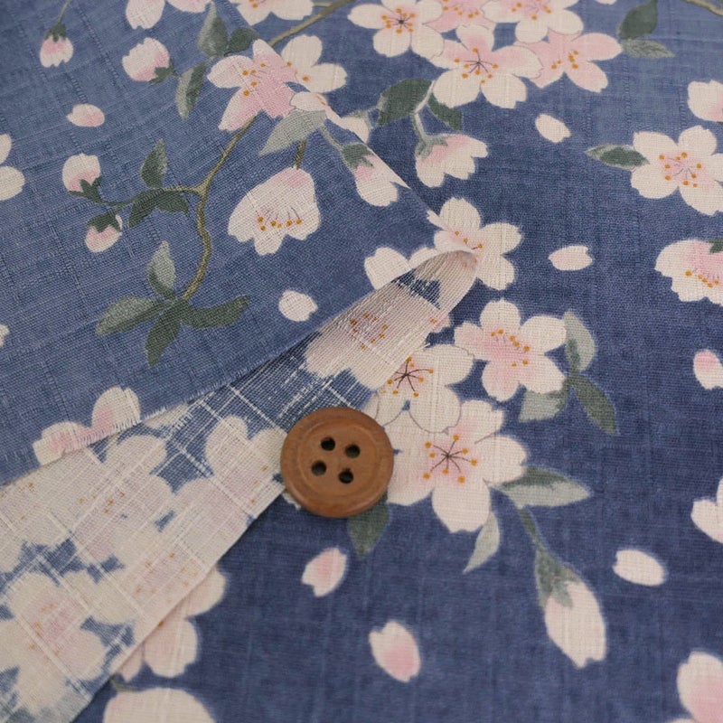 和柄コットン生地 春霞の桜(薄紺青) 10cm単位 切り売り