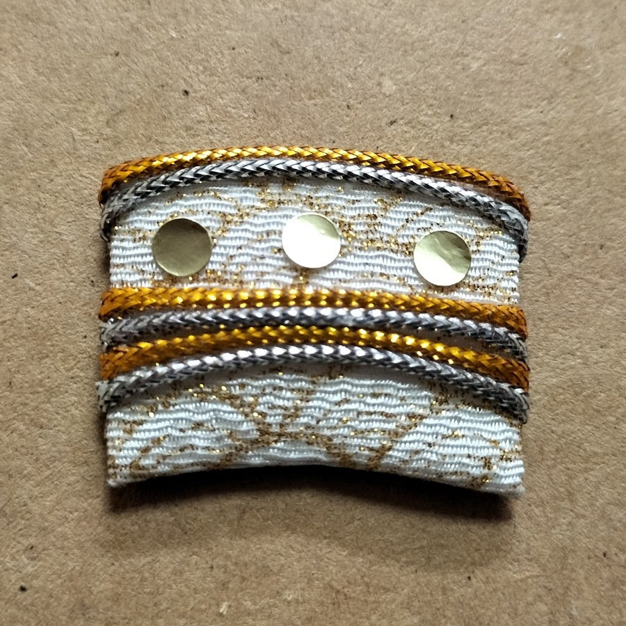 端午の節句タペストリーキット 兜の三連飾り