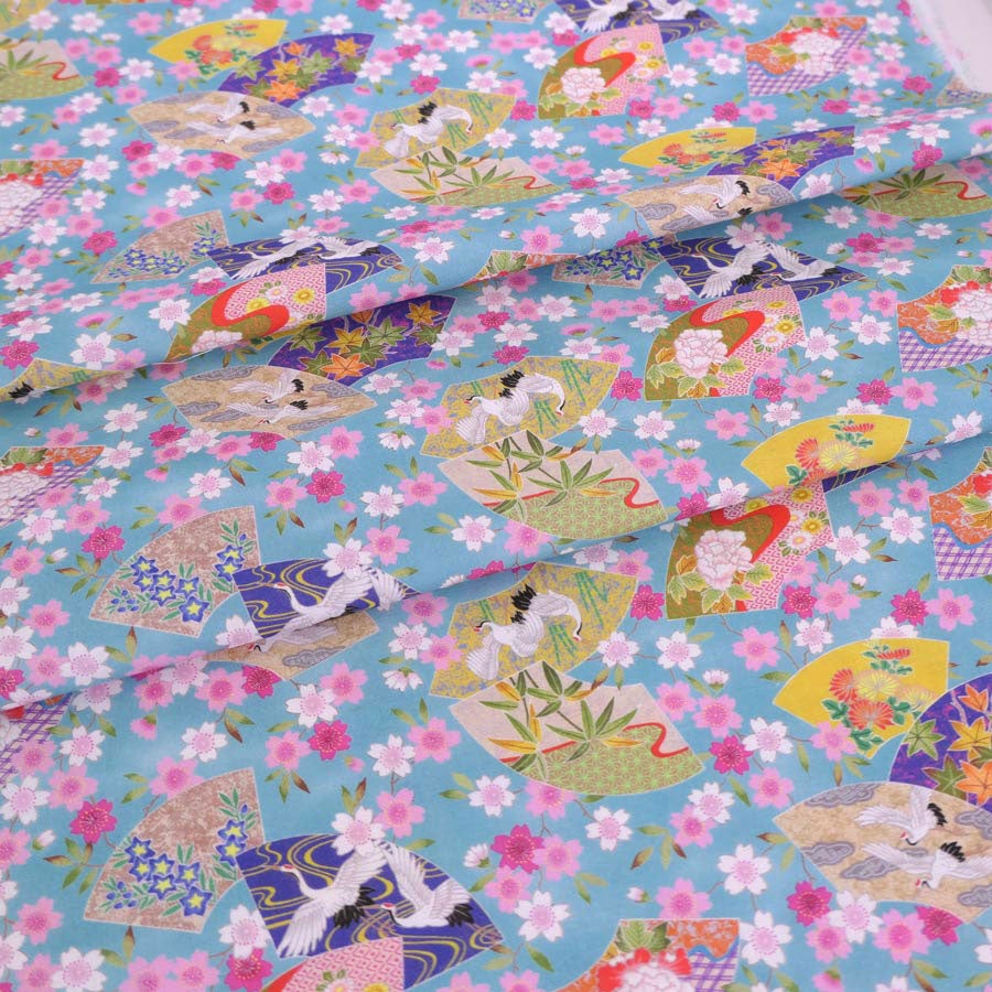和柄コットン生地 桜に雅扇ちらし(空色) 10cm単位 切り売り