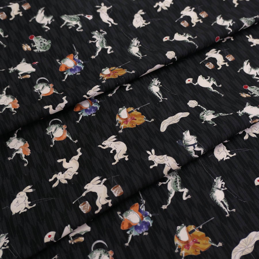 和柄コットン生地 鳥獣戯画風うさぎとかえる 10cm単位 切り売り