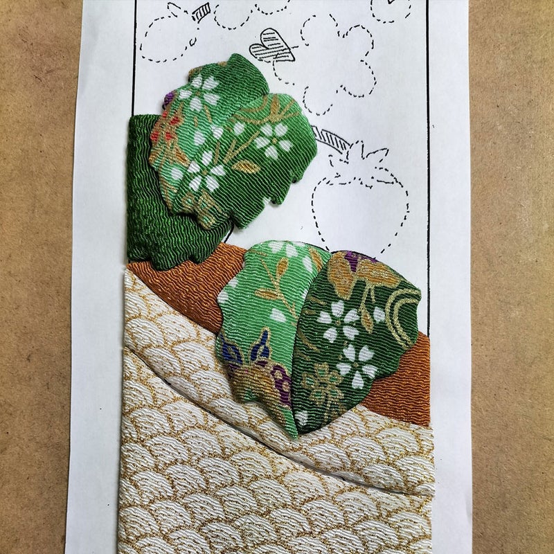 ちりめん手芸キット 花と実の短冊 5月 苺と花
