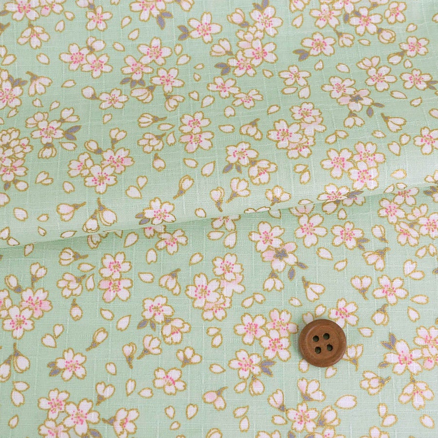和柄コットン生地 小桜ちらし(淡若草) 10cm単位 切り売り