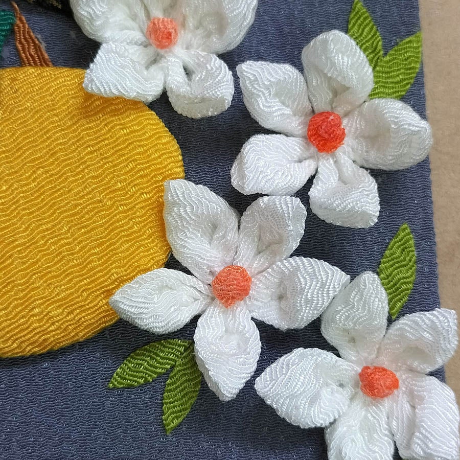 ちりめん手芸キット 花と実の短冊 12月 蜜柑の実