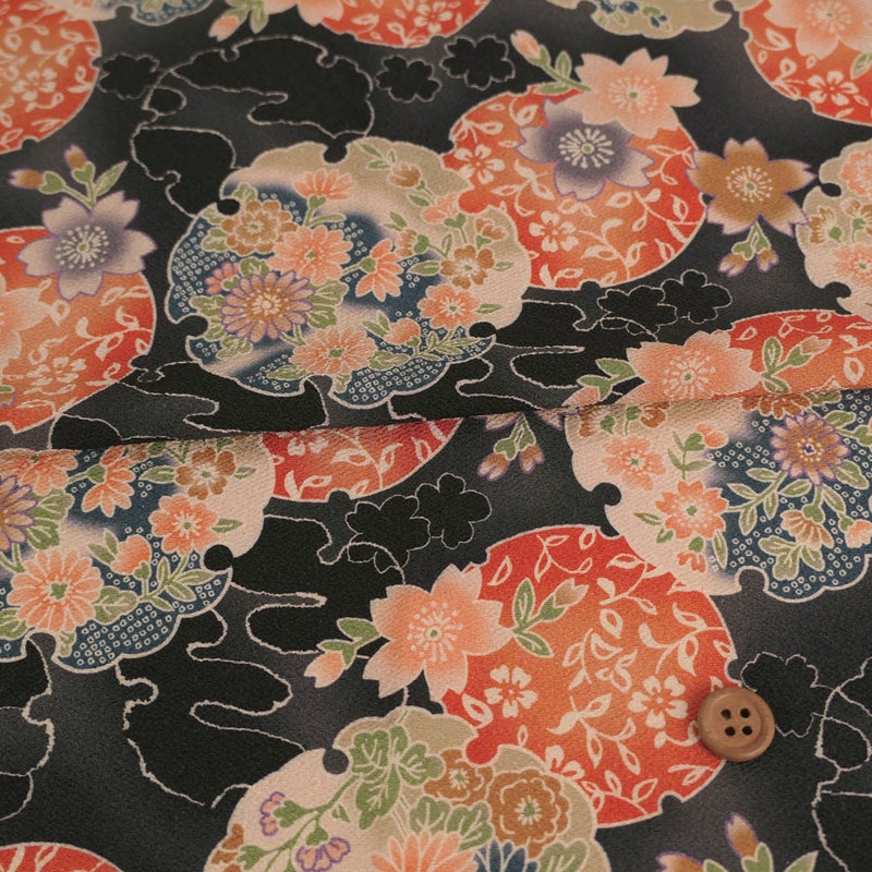 ポリちりめん生地 花雪輪に桜(黒) 10cm単位 切り売り